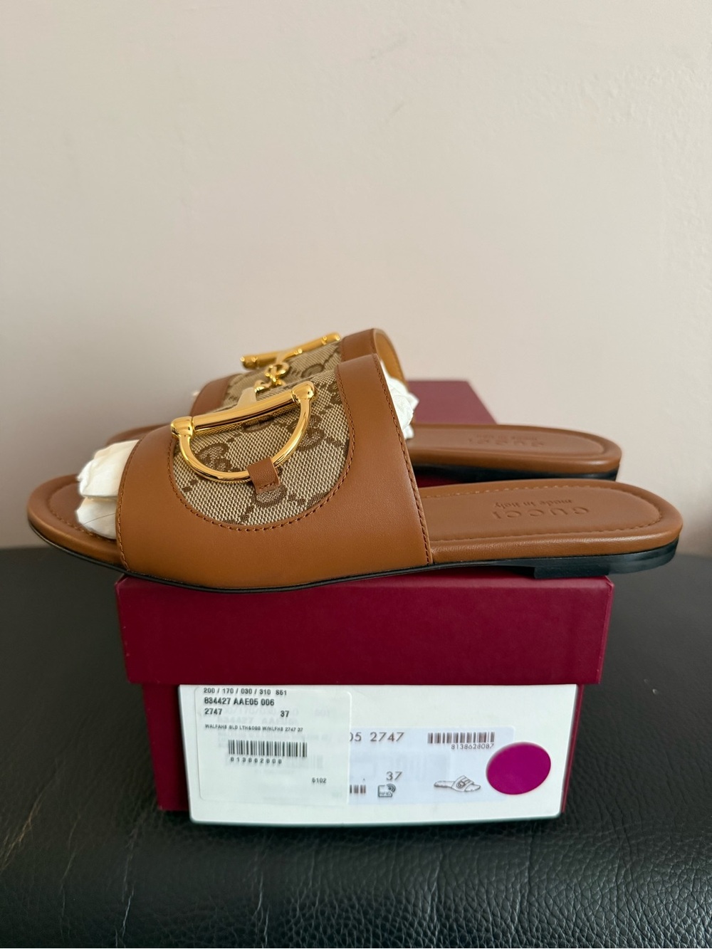 Gucci Alfa Gold Horsebit Brown GG Canvas Logo Leather Sandal - 37 EU / 7 US - Picture 2 of 8